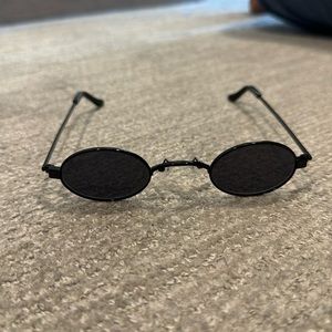 Roberi & Fraud Black Doris Sunglasses